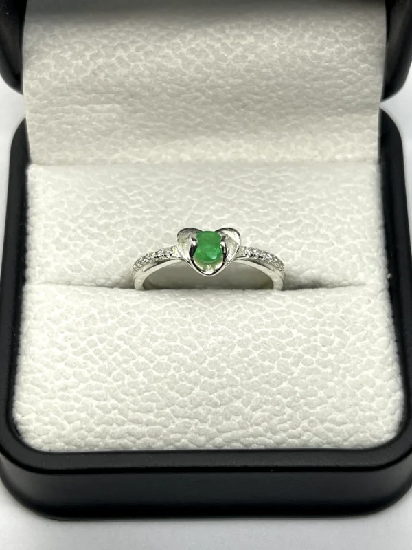 Anillo Esmeralda Alma de Corazón