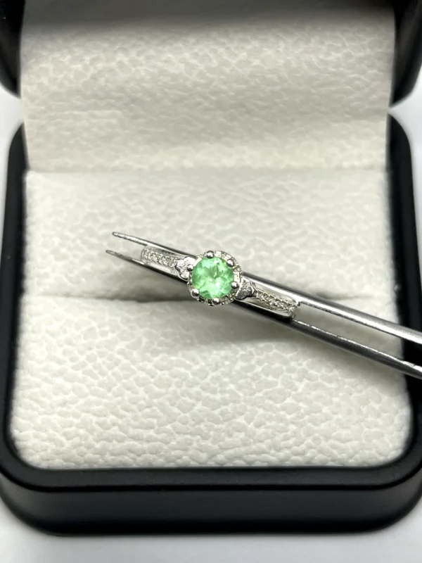 Anillo Esmeralda Real