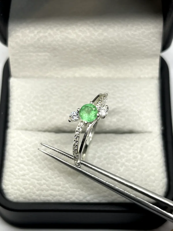 Anillo Esmeralda Trio