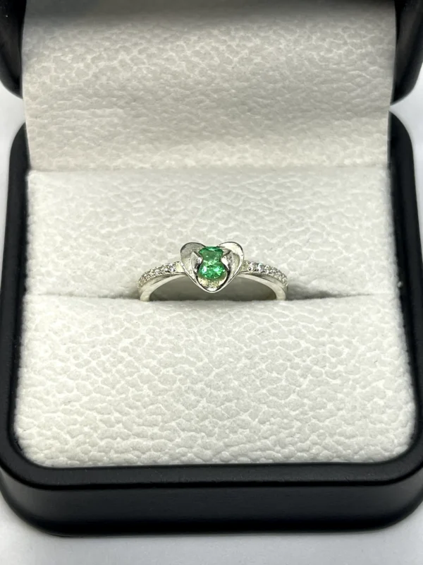 Anillo Esmeralda Alma de Corazón