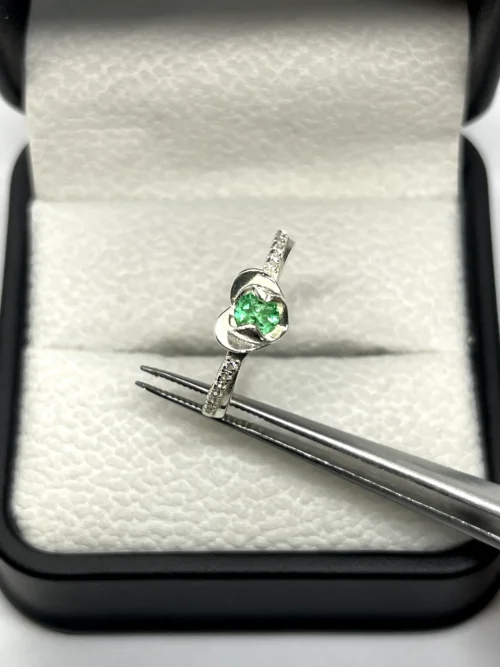 Anillo Esmeralda Alma de Corazón
