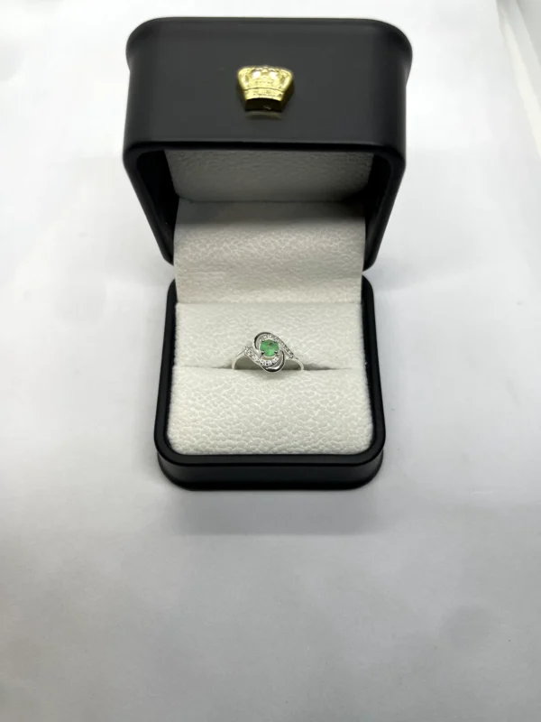 Anillo Torbellino Esmeralda