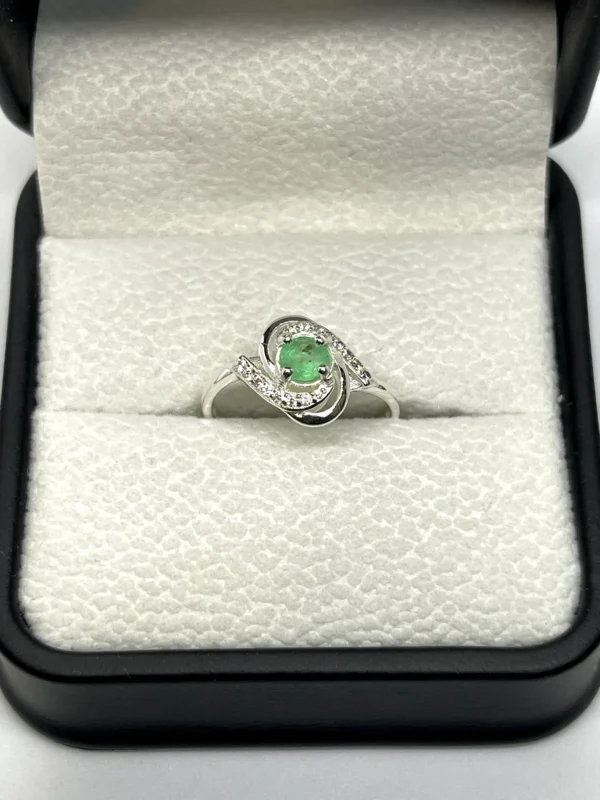 Anillo Torbellino Esmeralda