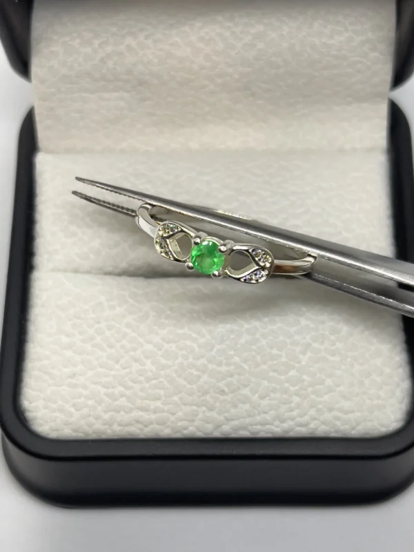 Anillo Esmeralda Encanto