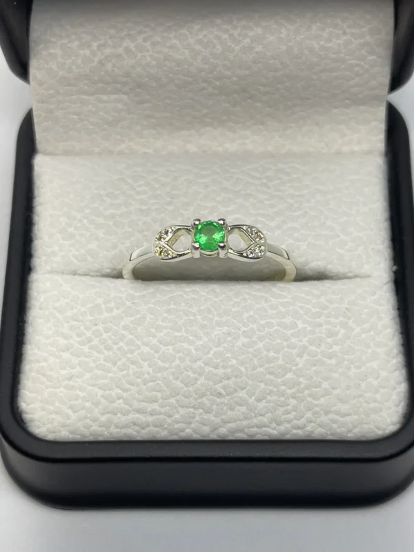 Anillo Esmeralda Encanto